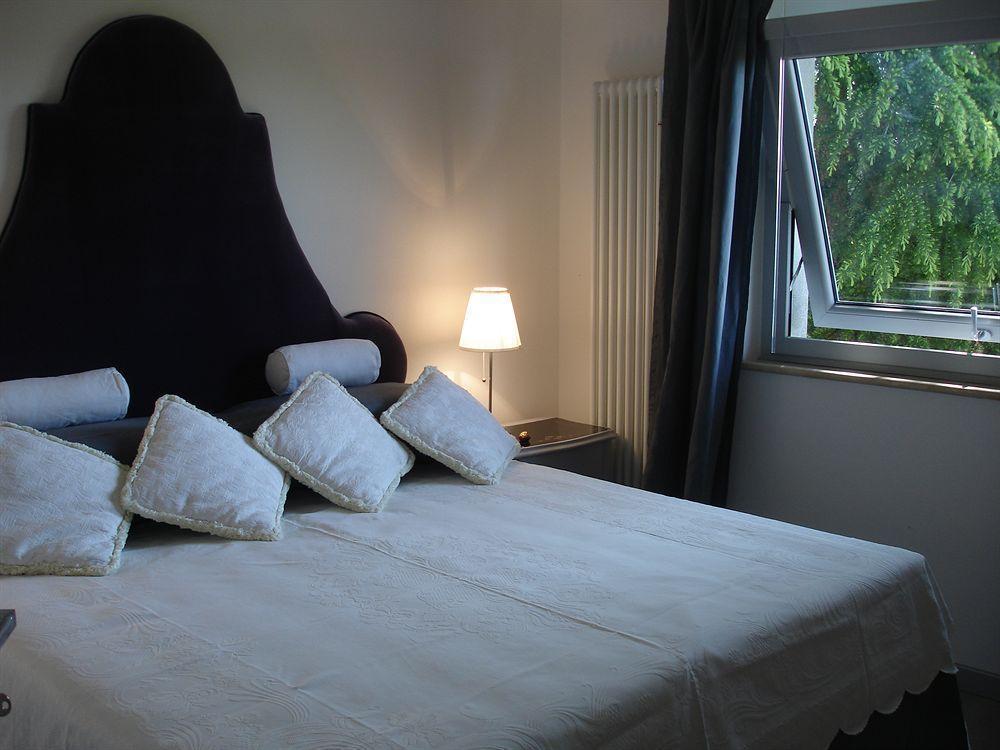 Country Lodge B&B Siena Bagian luar foto