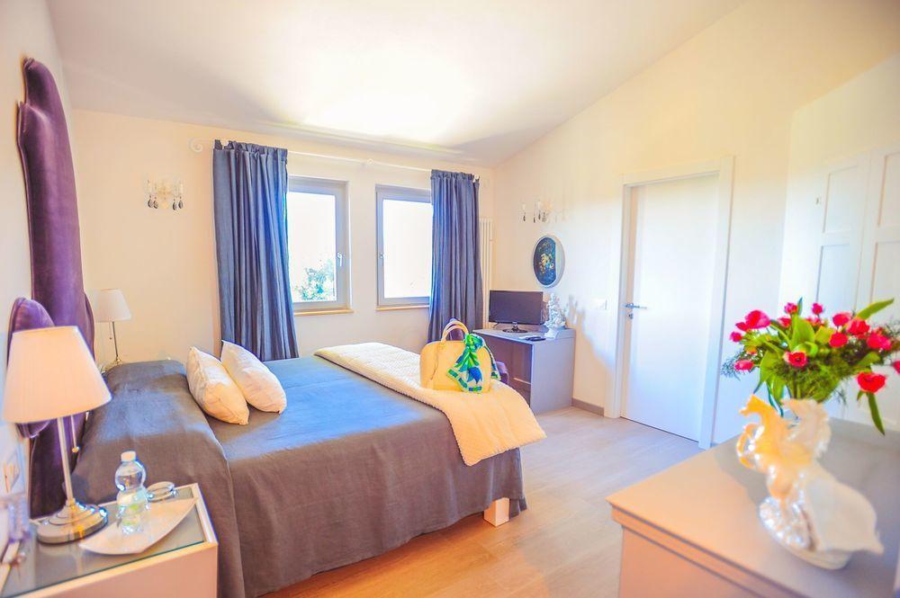 Country Lodge B&B Siena Bagian luar foto