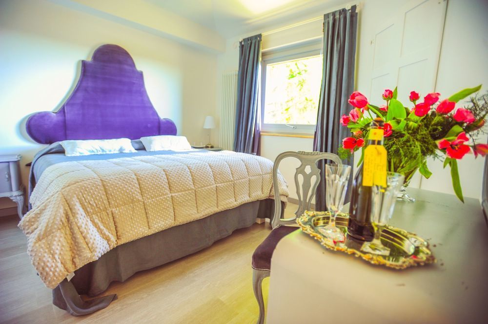 Country Lodge B&B Siena Bagian luar foto