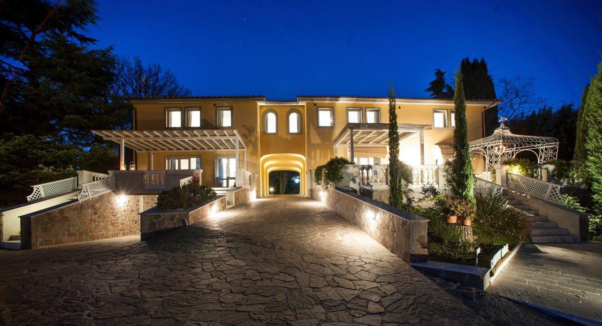 Country Lodge B&B Siena Bagian luar foto