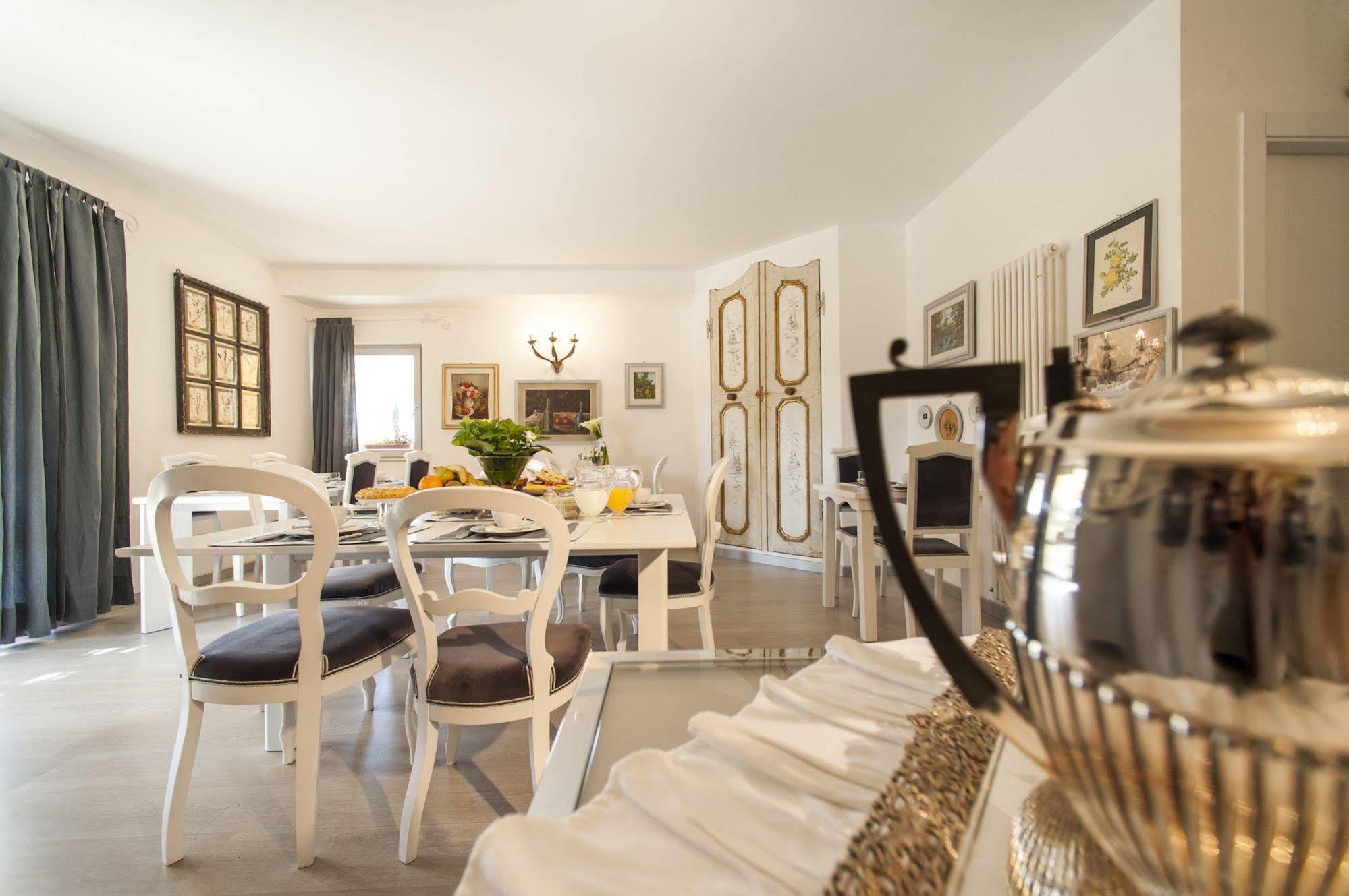Country Lodge B&B Siena Bagian luar foto